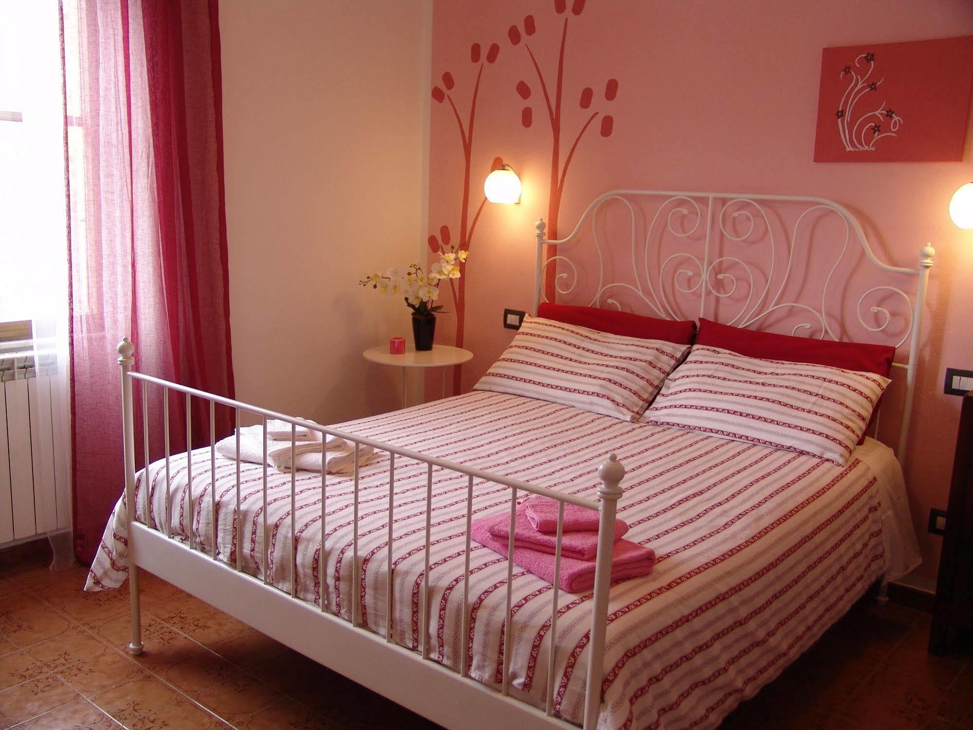B&B Myosotis Pisa Buitenkant foto